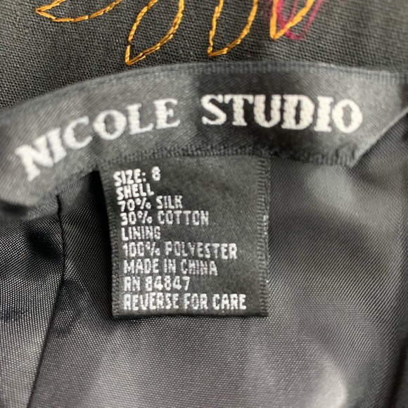 Nicole Studio / Black Embroider Flowers - Picture 7 of 8